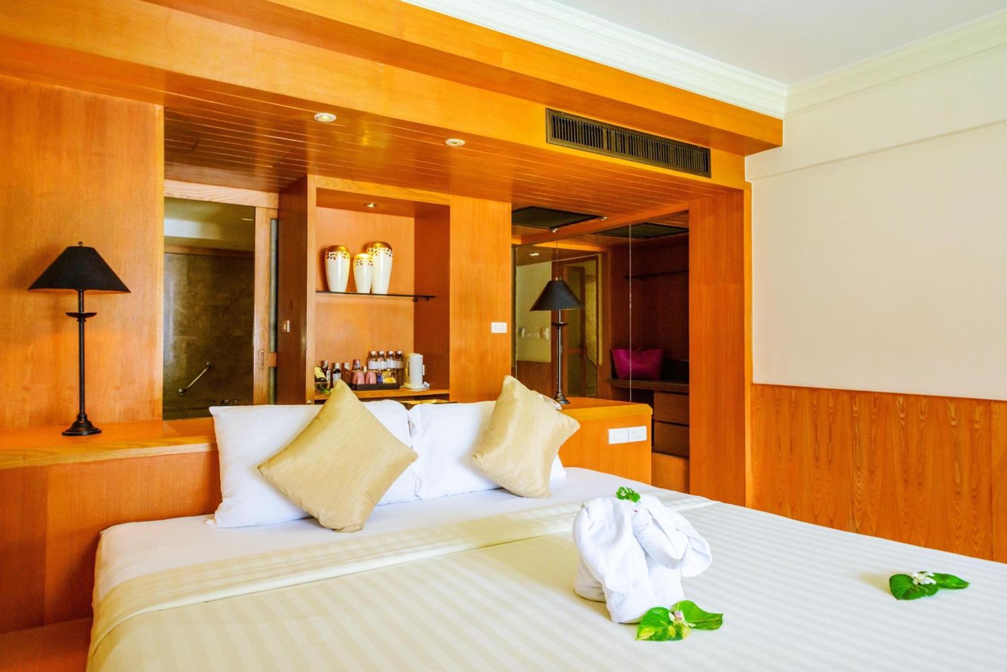 普吉岛-瓶庐海景度假酒店 Phuket Pl Seaview Resort Patong Exteriör bild