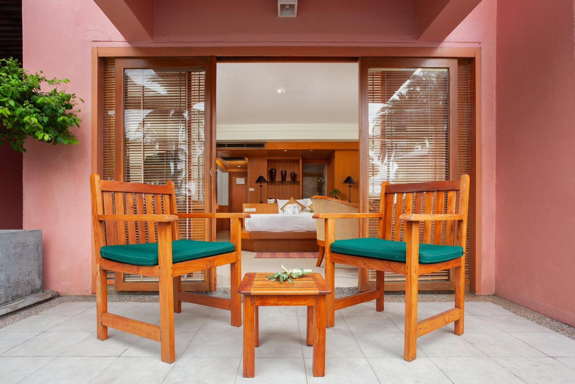 普吉岛-瓶庐海景度假酒店 Phuket Pl Seaview Resort Patong Exteriör bild